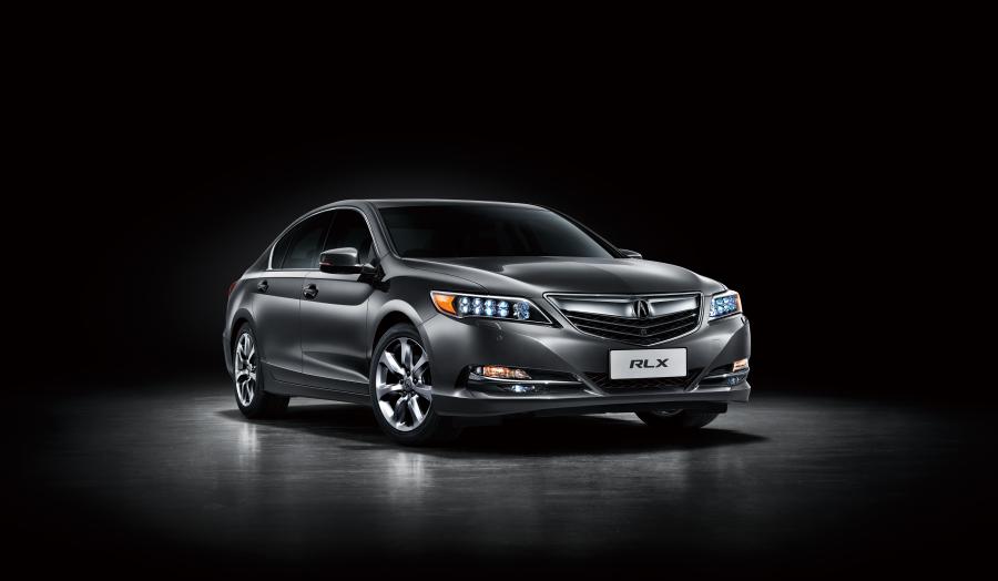  Acura RLX 2013 года  (CN) (фото 1 из 10)